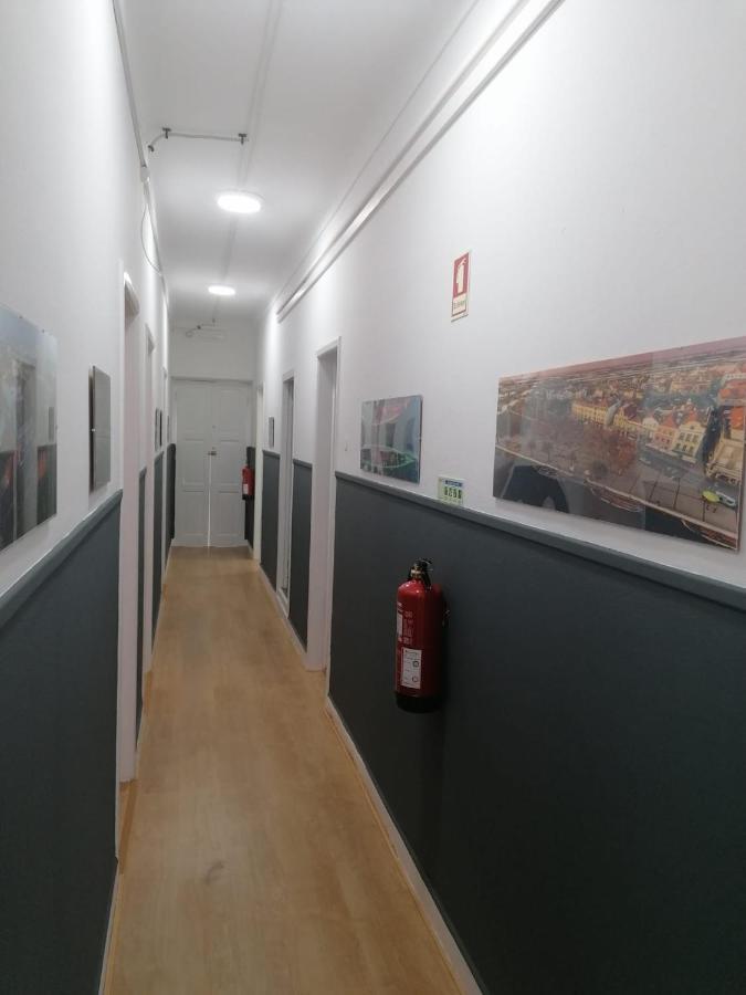 Peters Guesthouse Aveiro Exteriör bild