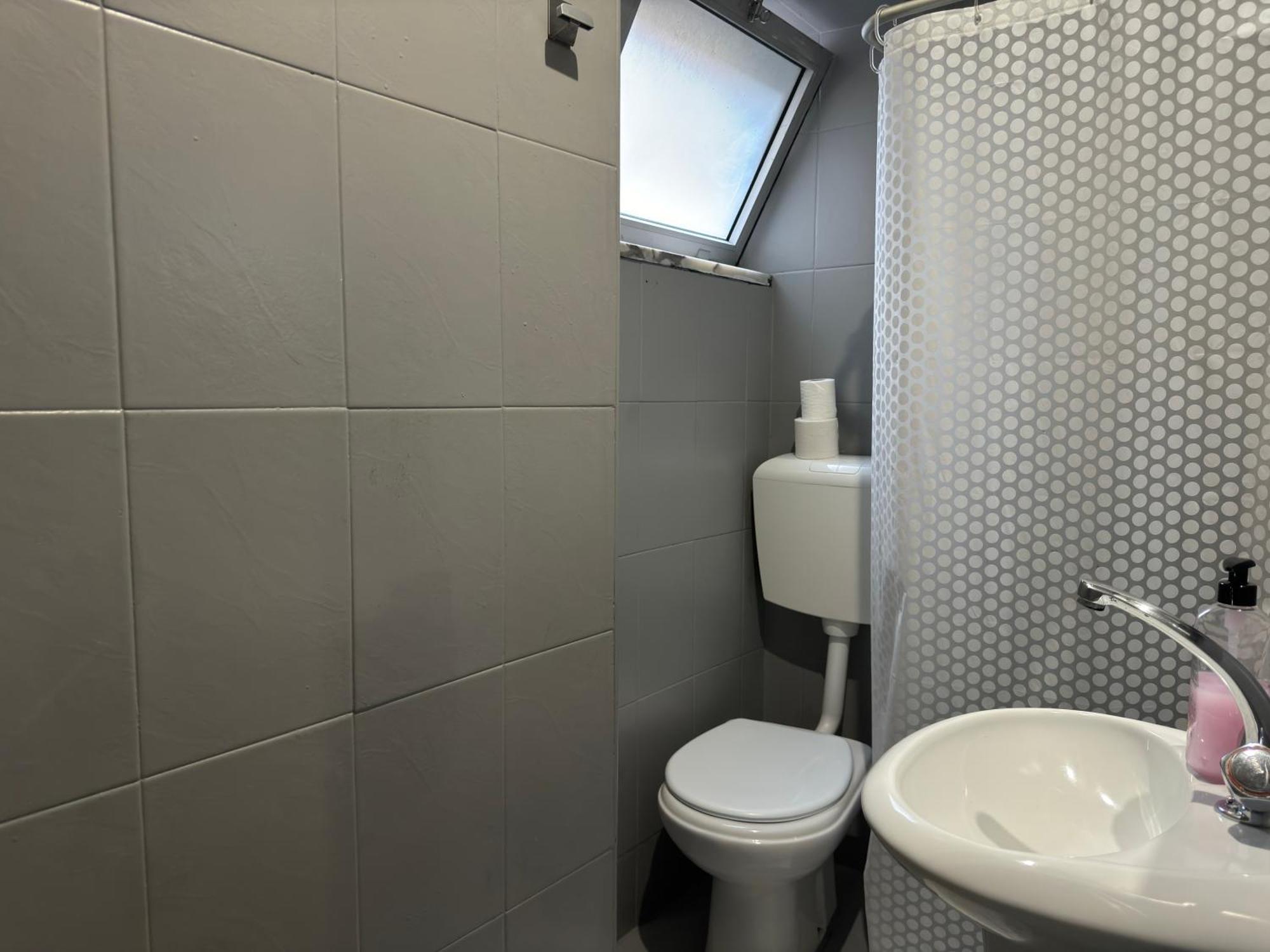 Peters Guesthouse Aveiro Exteriör bild