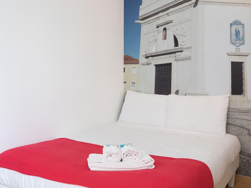 Peters Guesthouse Aveiro Exteriör bild